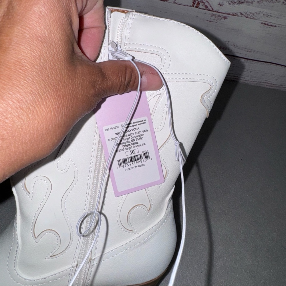 NWT White Daytona Western / Cowboy Point Toe Boot - Picture 12 of 12